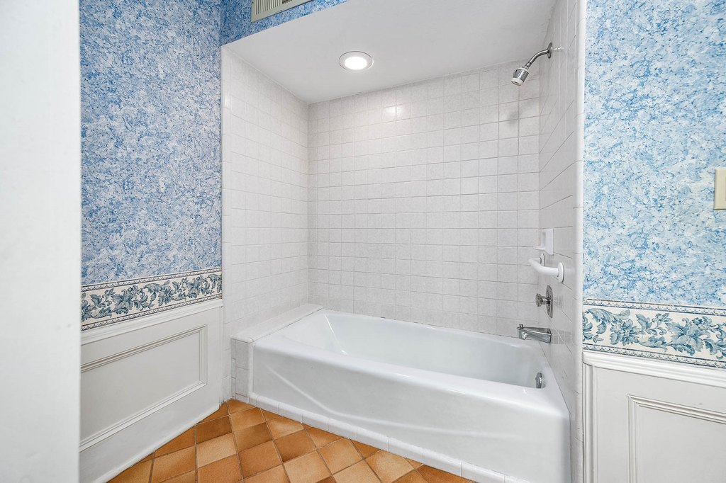 Friendswood, Texas, 77546, United States, 3 Bedrooms Bedrooms, ,2.5 BathroomsBathrooms,Residential,Forsale,1936482
