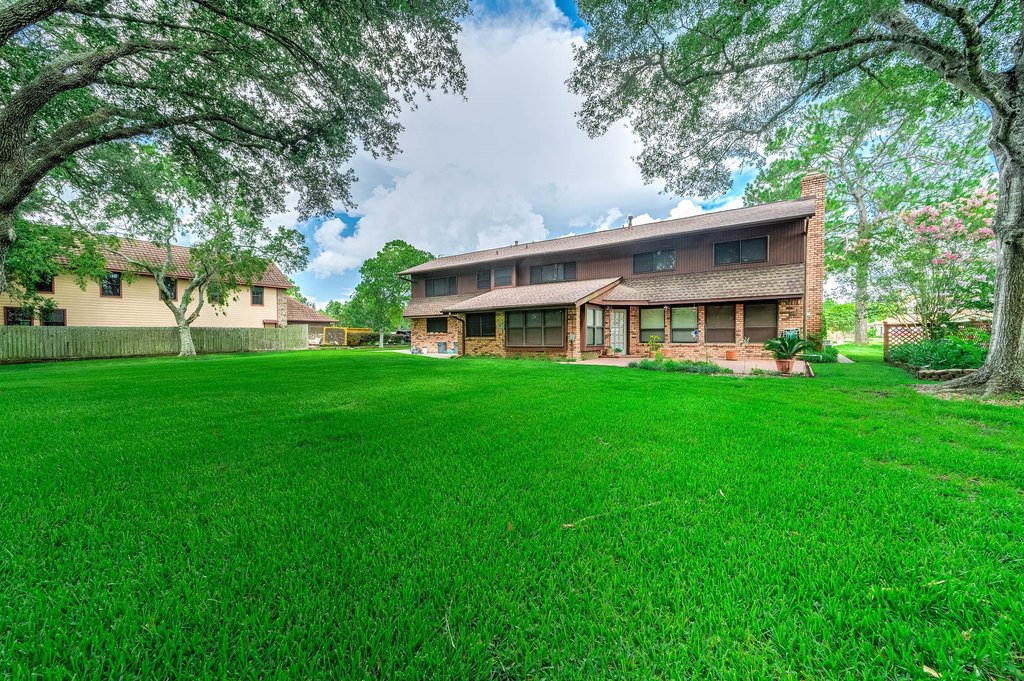 Friendswood, Texas, 77546, United States, 3 Bedrooms Bedrooms, ,2.5 BathroomsBathrooms,Residential,Forsale,1936482
