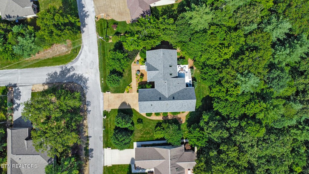 Fairfield Glade, Tennessee, 38558, United States, 4 Bedrooms Bedrooms, ,3.5 BathroomsBathrooms,Residential,Forsale,1929830