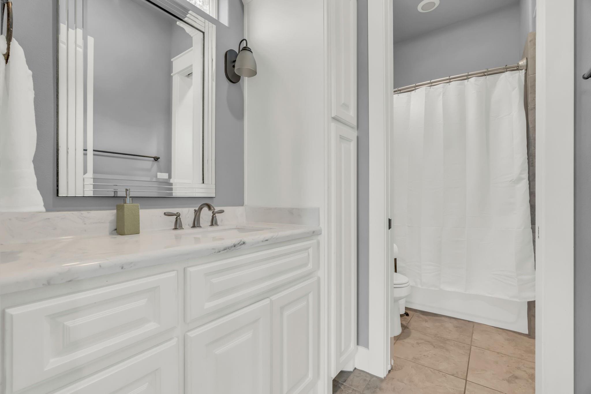 Willis, Texas, 77378, United States, 5 Bedrooms Bedrooms, ,4 BathroomsBathrooms,Residential,Forsale,1953112