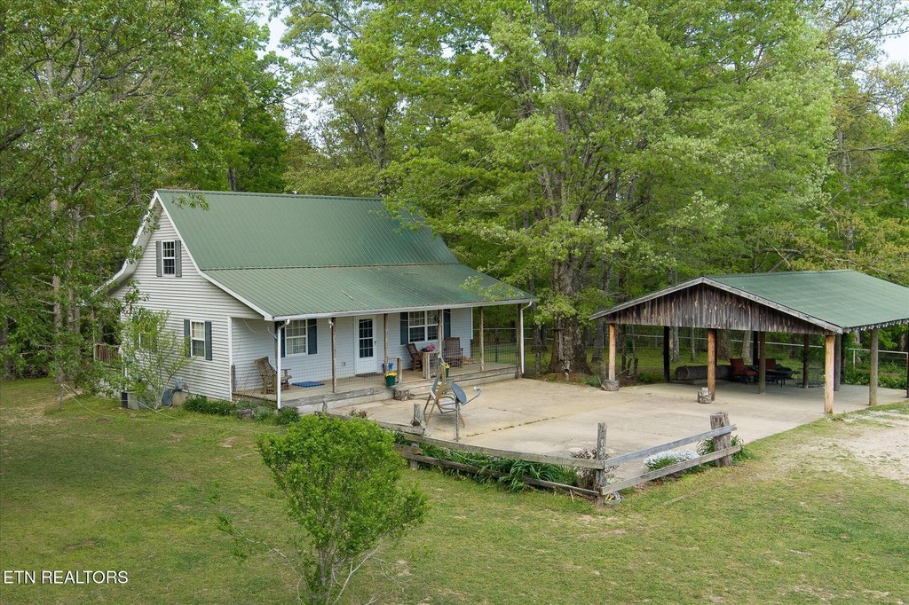 Spencer, Tennessee, 38585, United States, 2 Bedrooms Bedrooms, ,1 BathroomBathrooms,Residential,Forsale,1907863
