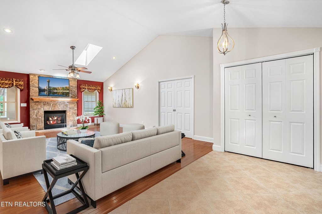 Fairfield Glade, Tennessee, 38558, United States, 3 Bedrooms Bedrooms, ,2 BathroomsBathrooms,Residential,Forsale,1907848