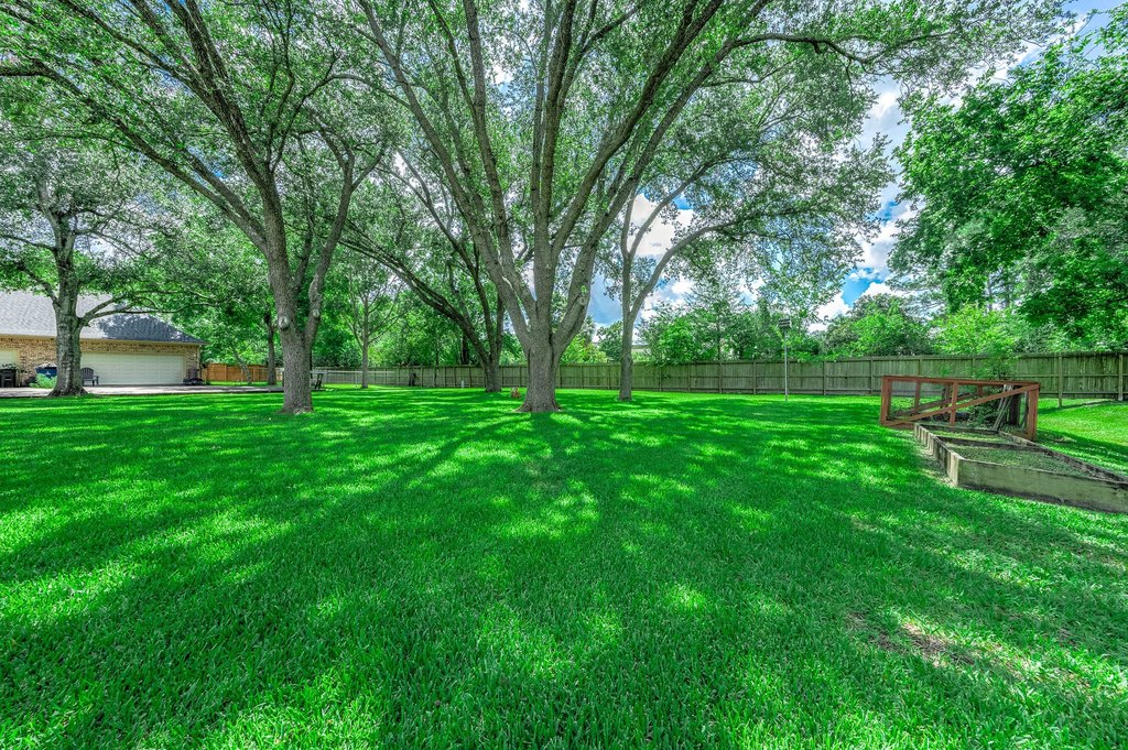 Friendswood, Texas, 77546, United States, 3 Bedrooms Bedrooms, ,2.5 BathroomsBathrooms,Residential,Forsale,1936482