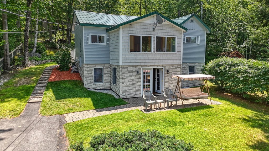 Peru, Maine, 04290, United States, 2 Bedrooms Bedrooms, ,2 BathroomsBathrooms,Residential,Forsale,1941249
