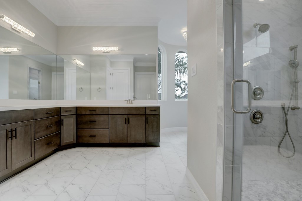 Kemah, Texas, 77565, United States, 4 Bedrooms Bedrooms, ,3.5 BathroomsBathrooms,Residential,Forsale,1936497