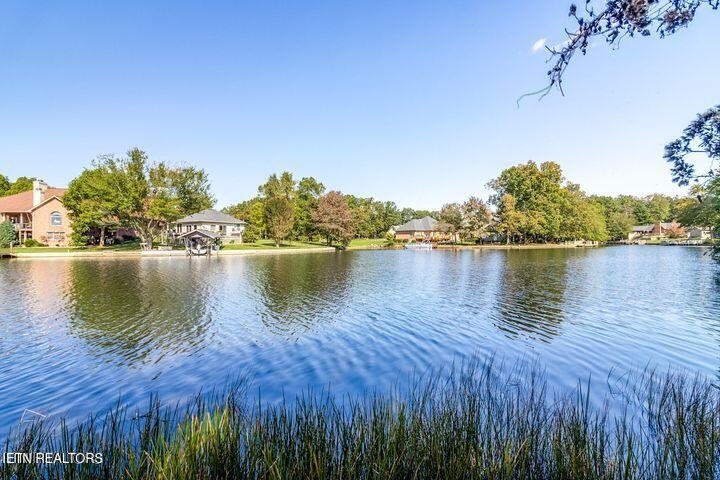 Crossville, Tennessee, 38572, United States, 3 Bedrooms Bedrooms, ,3 BathroomsBathrooms,Residential,Forsale,1907877
