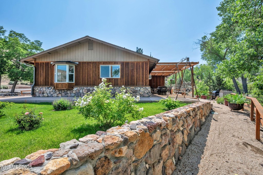 Reno, Nevada, 89521, United States, 3 Bedrooms Bedrooms, ,2 BathroomsBathrooms,Residential,Forsale,1907844