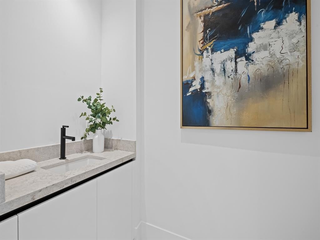 Fort Lauderdale, Florida, 33301, United States, 3 Bedrooms Bedrooms, ,3.5 BathroomsBathrooms,Residential,Forsale,2004496