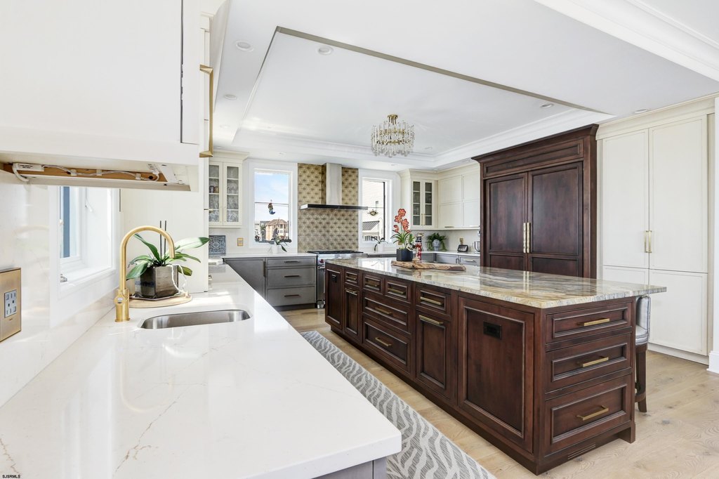 Ventnor, New Jersey, 08406, United States, 6 Bedrooms Bedrooms, ,6.5 BathroomsBathrooms,Residential,Forsale,1946142