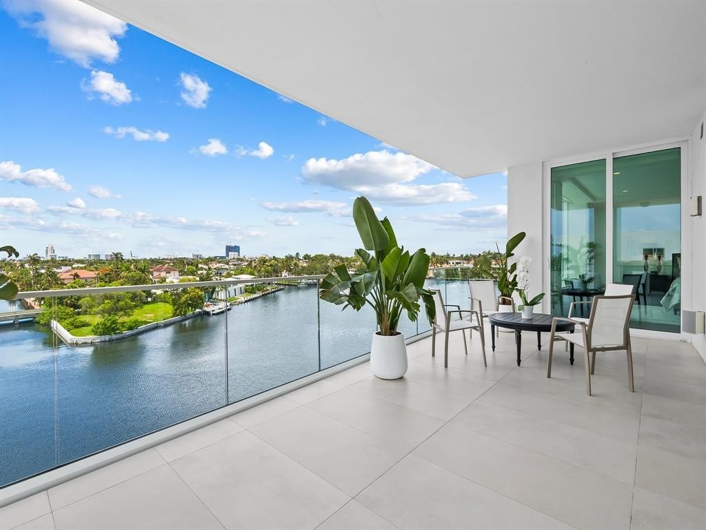 Fort Lauderdale, Florida, 33301, United States, 3 Bedrooms Bedrooms, ,3.5 BathroomsBathrooms,Residential,Forsale,2004495