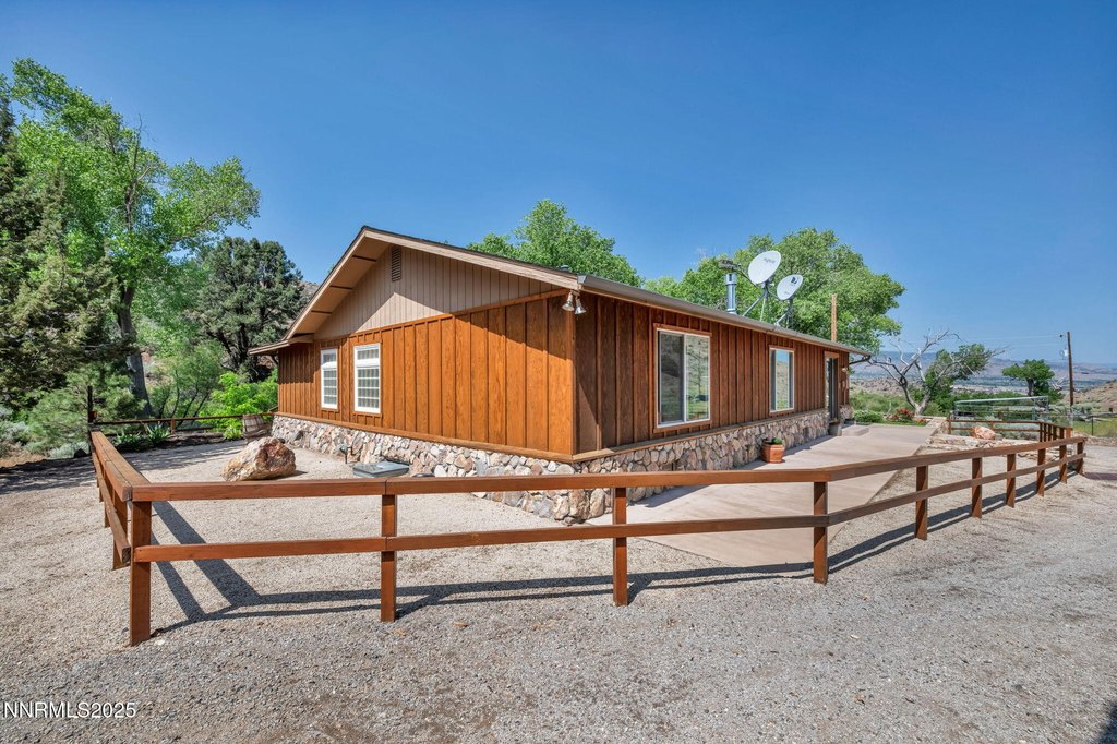 Reno, Nevada, 89521, United States, 3 Bedrooms Bedrooms, ,2 BathroomsBathrooms,Residential,Forsale,1907844
