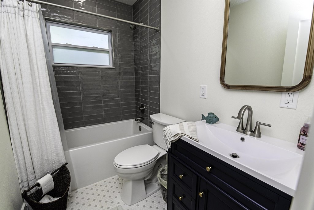 St Augustine, Florida, 32080, United States, 3 Bedrooms Bedrooms, ,2 BathroomsBathrooms,Residential,Forsale,1914448
