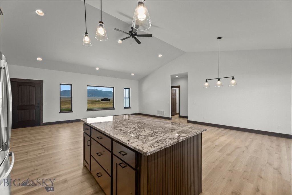 Ennis, Montana, 59729, United States, 3 Bedrooms Bedrooms, ,2 BathroomsBathrooms,Residential,Forsale,1915016