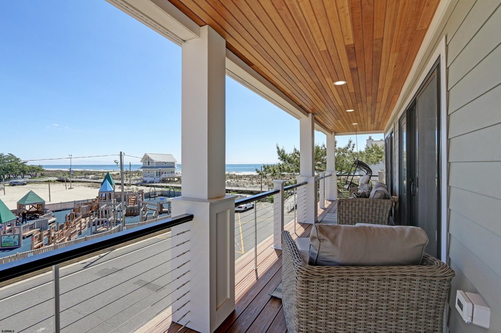 Ventnor, New Jersey, 08406, United States, 6 Bedrooms Bedrooms, ,6.5 BathroomsBathrooms,Residential,Forsale,1946142