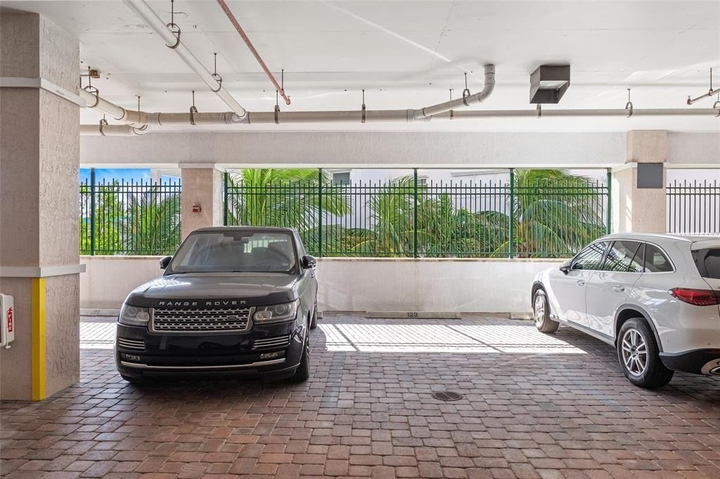Lauderdale By The Sea, Florida, 33062, United States, 4 Bedrooms Bedrooms, ,3.5 BathroomsBathrooms,Residential,Forsale,1884605
