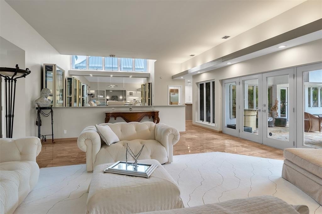 Fort Lauderdale, Florida, 33301, United States, 4 Bedrooms Bedrooms, ,4.5 BathroomsBathrooms,Residential,Forsale,2011587