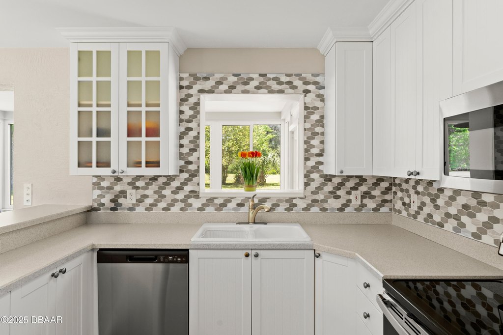 Daytona Beach, Florida, 32119, United States, 2 Bedrooms Bedrooms, ,1 BathroomBathrooms,Residential,Forsale,1990162