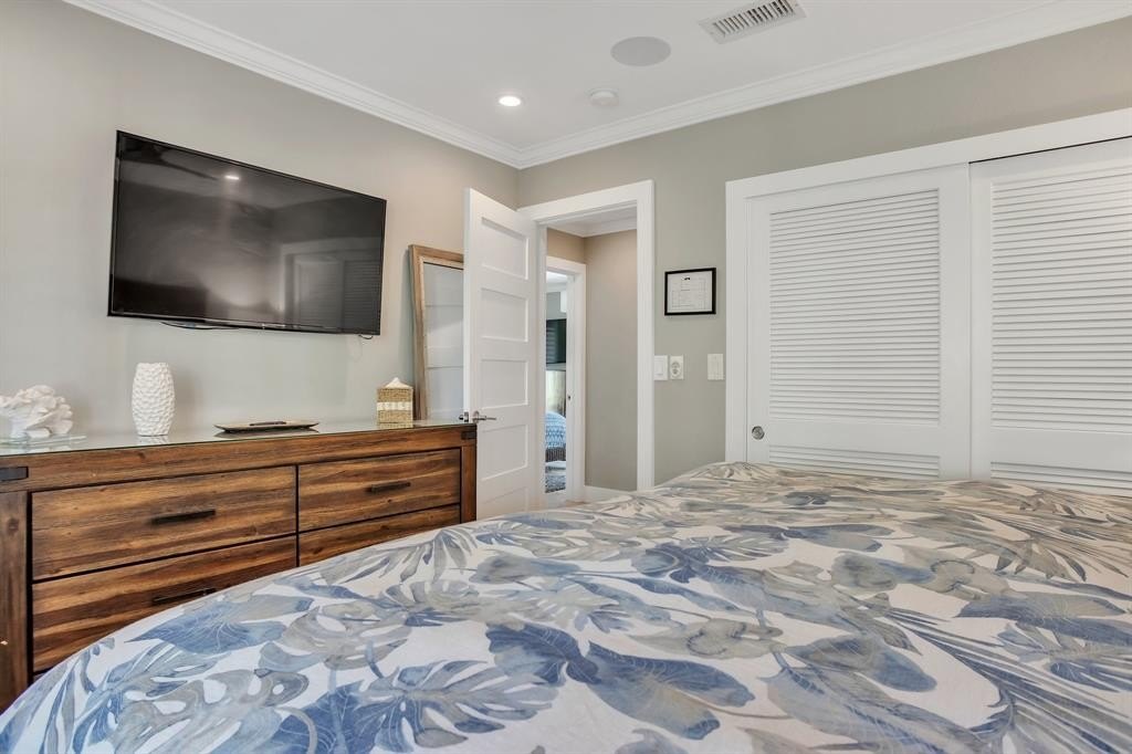 Fort Lauderdale, Florida, 33305, United States, 4 Bedrooms Bedrooms, ,3.5 BathroomsBathrooms,Residential,Forsale,1884523