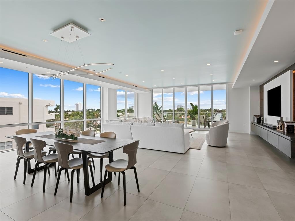 Fort Lauderdale, Florida, 33301, United States, 3 Bedrooms Bedrooms, ,3.5 BathroomsBathrooms,Residential,Forsale,2004495