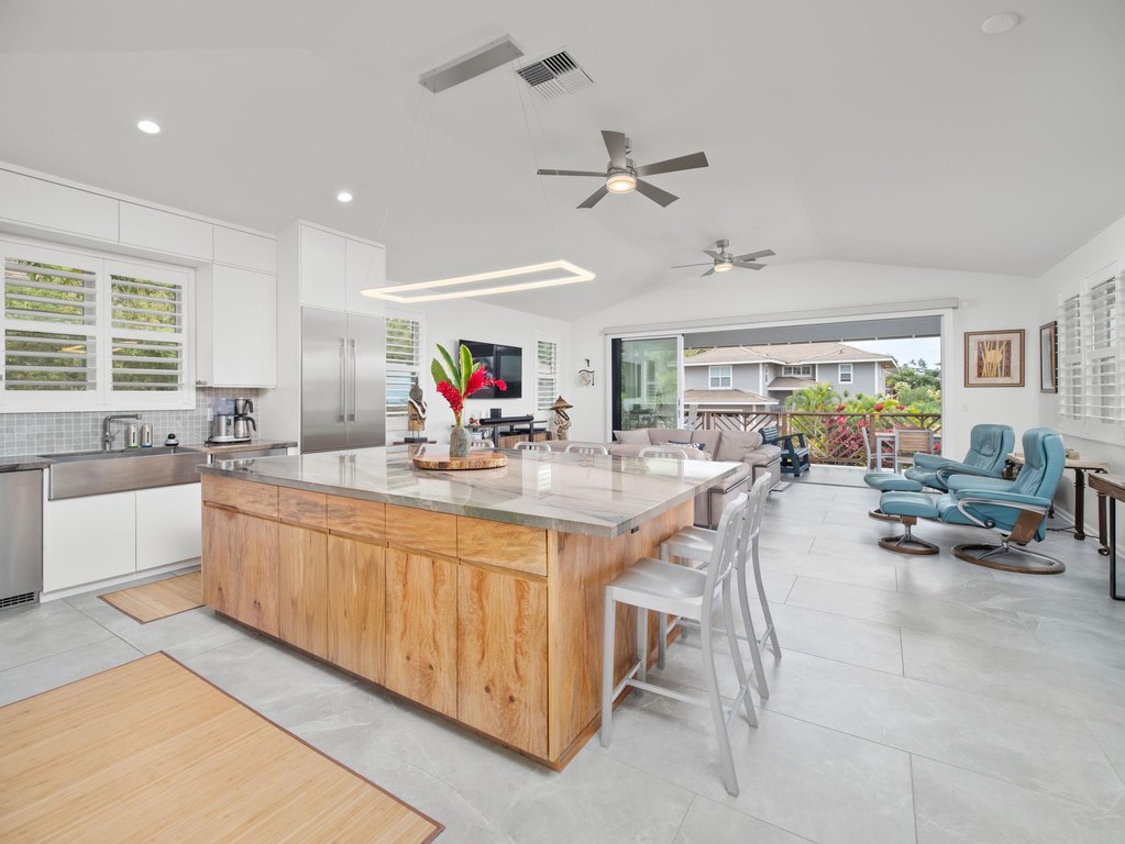 Kihei, Hawaii, 96753, United States, 4 Bedrooms Bedrooms, ,4 BathroomsBathrooms,Residential,Forsale,1944116