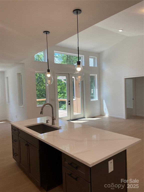 Flat Rock, North Carolina, 28731, United States, 3 Bedrooms Bedrooms, ,2 BathroomsBathrooms,Residential,Forsale,1904887