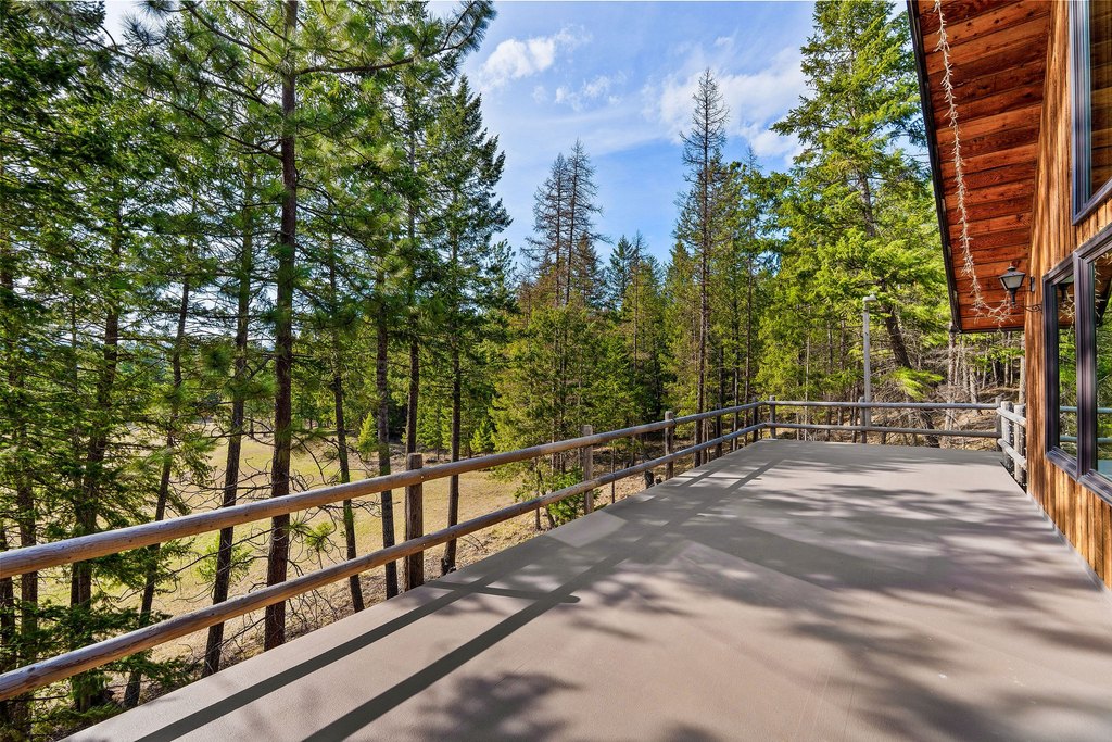 Whitefish, Montana, 59937, United States, 4 Bedrooms Bedrooms, ,2.5 BathroomsBathrooms,Residential,Forsale,1894897