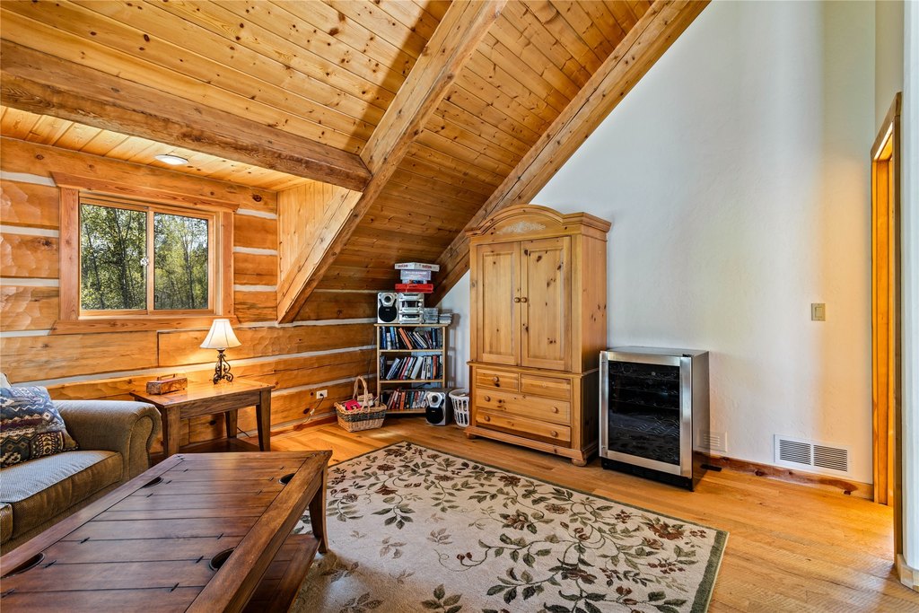 Polson, Montana, 59860, United States, 5 Bedrooms Bedrooms, ,2.5 BathroomsBathrooms,Residential,Forsale,1914950