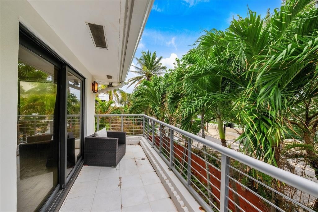 Fort Lauderdale, Florida, 33305, United States, 4 Bedrooms Bedrooms, ,4.5 BathroomsBathrooms,Residential,Forsale,1884600