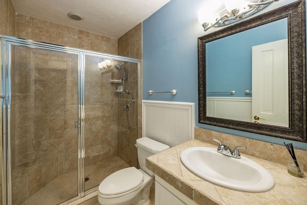 Lighthouse Point, Florida, 33064, United States, 4 Bedrooms Bedrooms, ,4 BathroomsBathrooms,Residential,Forsale,1884543