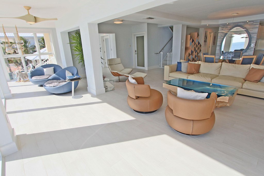 Key Largo, Florida, 33037, United States, 4 Bedrooms Bedrooms, ,3.5 BathroomsBathrooms,Residential,Forsale,1944347