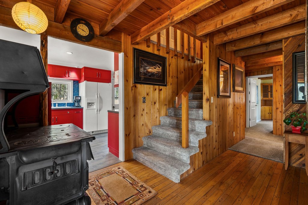 Whitefish, Montana, 59937, United States, 4 Bedrooms Bedrooms, ,2.5 BathroomsBathrooms,Residential,Forsale,1894897