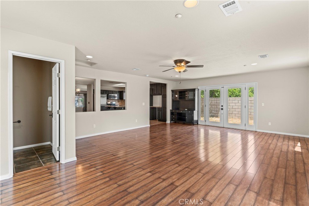 Highland, California, 92346, United States, 4 Bedrooms Bedrooms, ,2.5 BathroomsBathrooms,Residential,Forsale,1941473