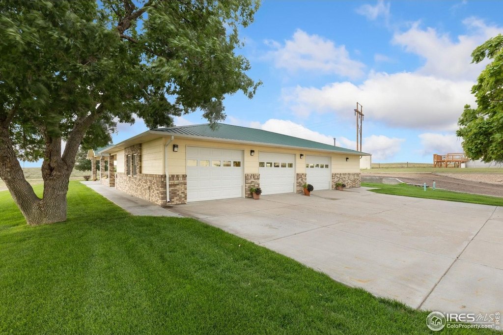 Orchard, Colorado, 80649, United States, 5 Bedrooms Bedrooms, ,3.5 BathroomsBathrooms,Residential,Forsale,1946729