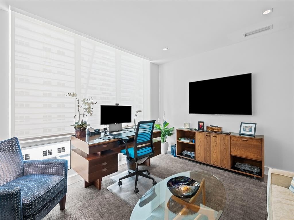 Fort Lauderdale, Florida, 33301, United States, 3 Bedrooms Bedrooms, ,3.5 BathroomsBathrooms,Residential,Forsale,2004495