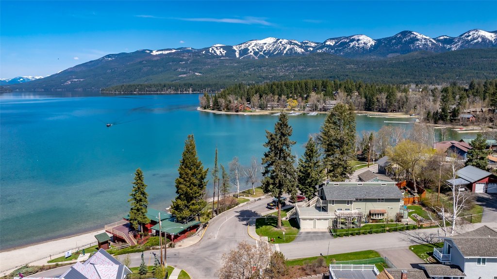 Whitefish, Montana, 59937, United States, 4 Bedrooms Bedrooms, ,3.5 BathroomsBathrooms,Residential,Forsale,1941154