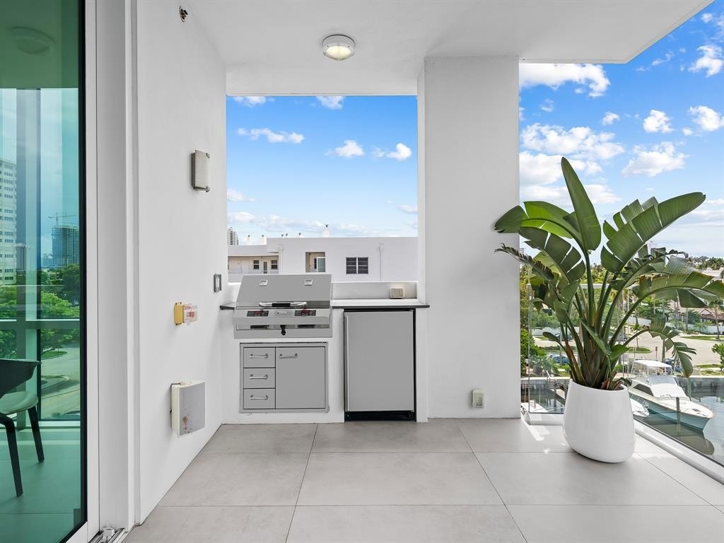 Fort Lauderdale, Florida, 33301, United States, 3 Bedrooms Bedrooms, ,3.5 BathroomsBathrooms,Residential,Forsale,2004495