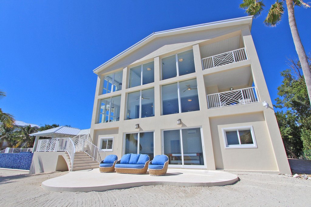 Key Largo, Florida, 33037, United States, 4 Bedrooms Bedrooms, ,3.5 BathroomsBathrooms,Residential,Forsale,1944347