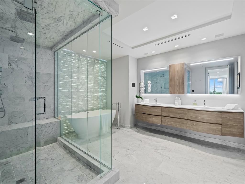 Fort Lauderdale, Florida, 33301, United States, 3 Bedrooms Bedrooms, ,3.5 BathroomsBathrooms,Residential,Forsale,2004495