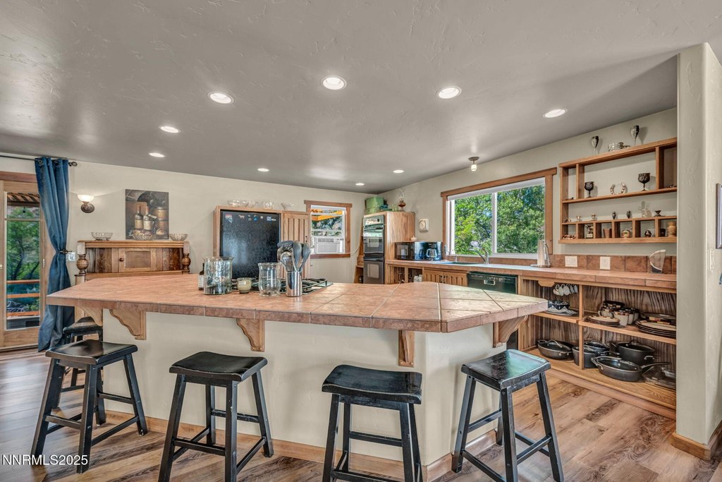 Reno, Nevada, 89521, United States, 3 Bedrooms Bedrooms, ,2 BathroomsBathrooms,Residential,Forsale,1907844
