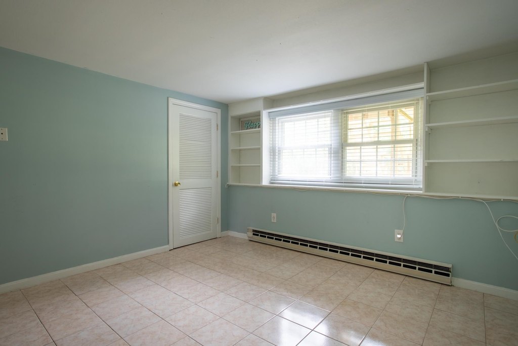 Hampton, New Hampshire, 03842, United States, 3 Bedrooms Bedrooms, ,2 BathroomsBathrooms,Residential,Forsale,1934010