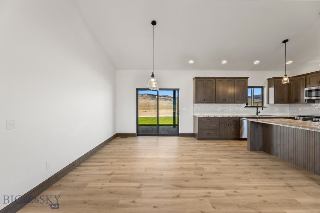Ennis, Montana, 59729, United States, 3 Bedrooms Bedrooms, ,2 BathroomsBathrooms,Residential,Forsale,1915016