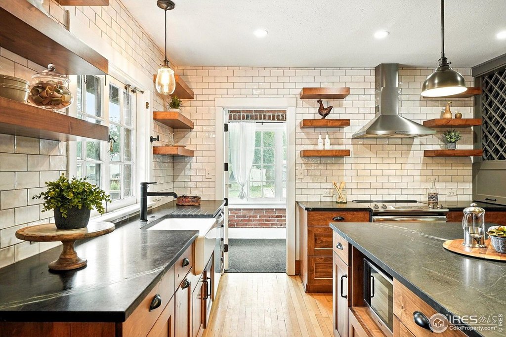 Fort Collins, Colorado, 80521, United States, 4 Bedrooms Bedrooms, ,2 BathroomsBathrooms,Residential,Forsale,1926791