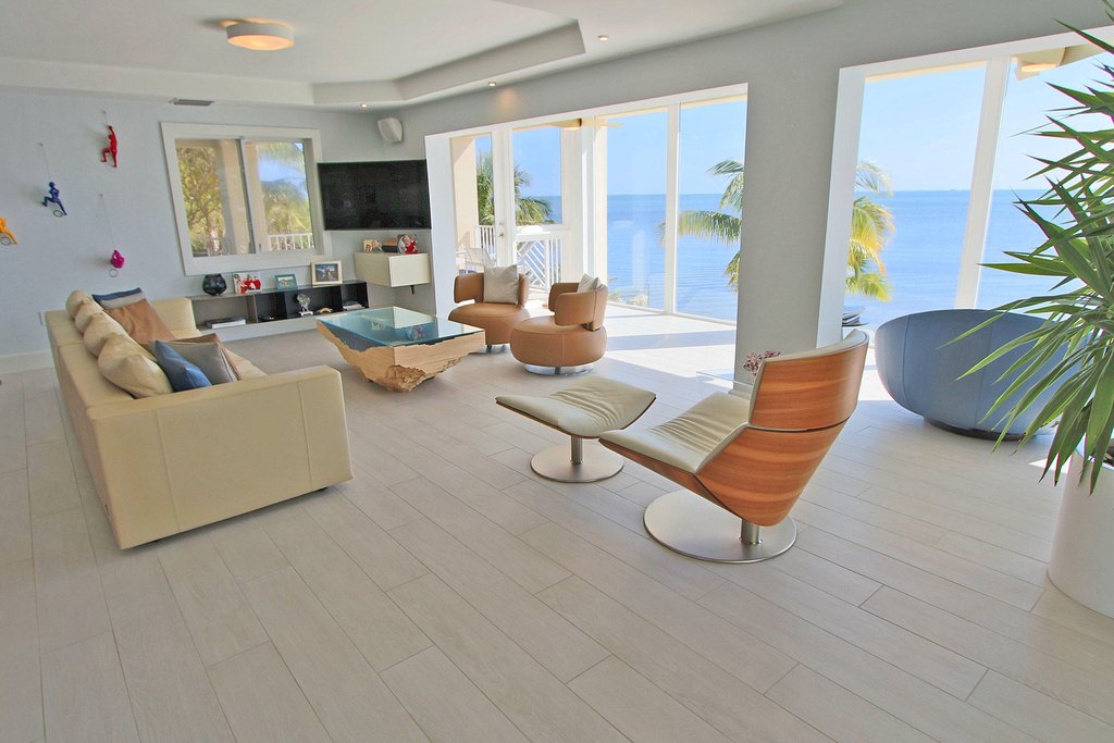 Key Largo, Florida, 33037, United States, 4 Bedrooms Bedrooms, ,3.5 BathroomsBathrooms,Residential,Forsale,1944347