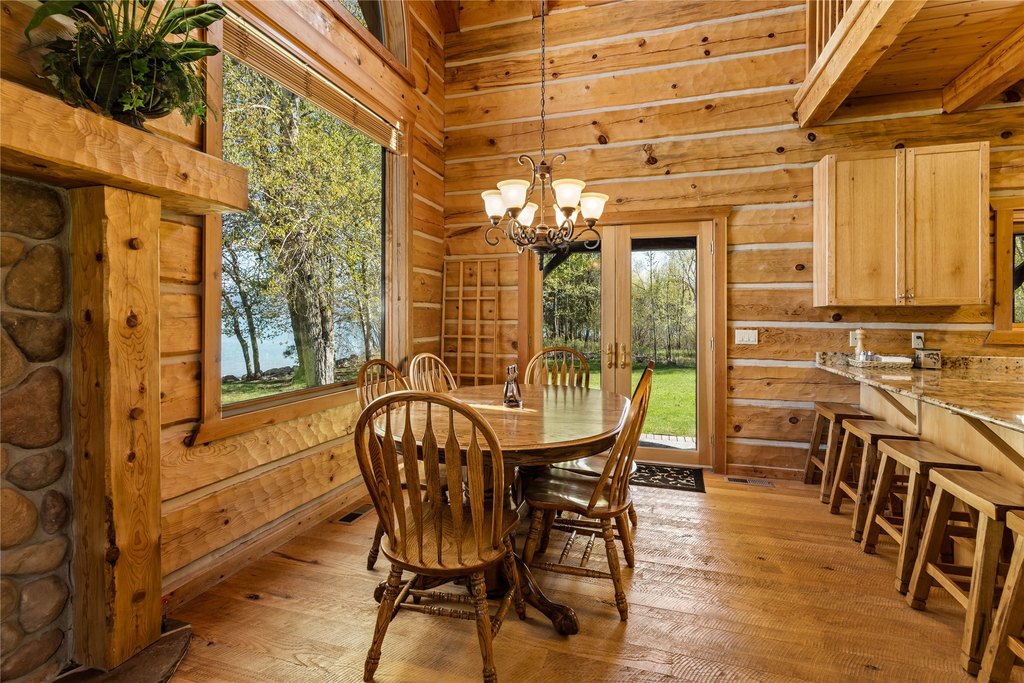 Polson, Montana, 59860, United States, 5 Bedrooms Bedrooms, ,2.5 BathroomsBathrooms,Residential,Forsale,1914950