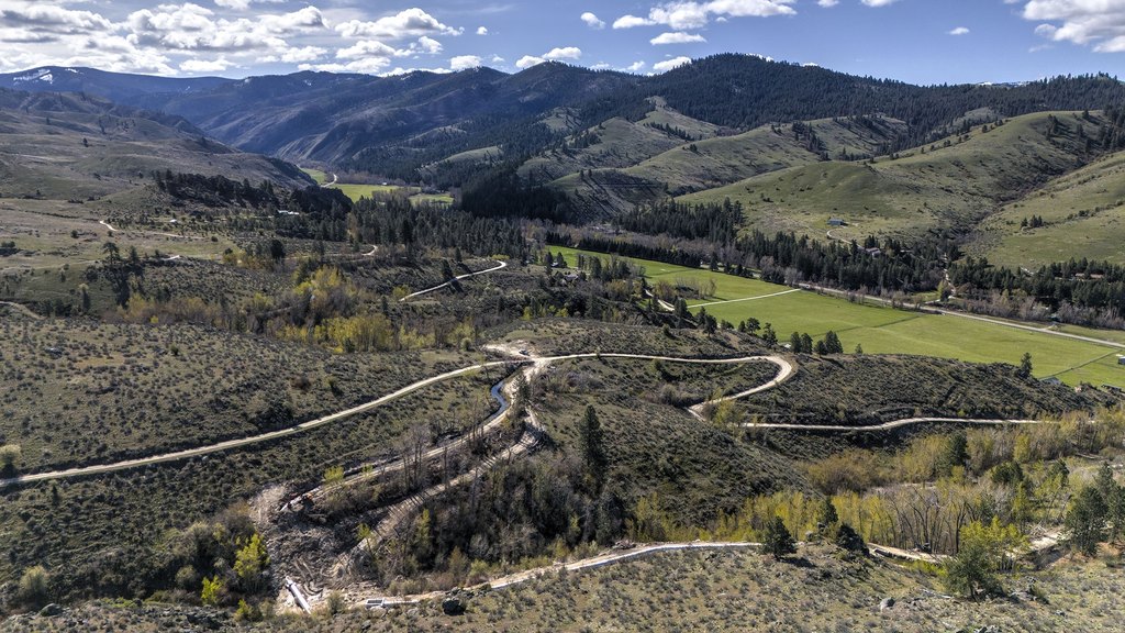 Hamilton, Montana, 59840, United States, ,Land,Forsale,1986971