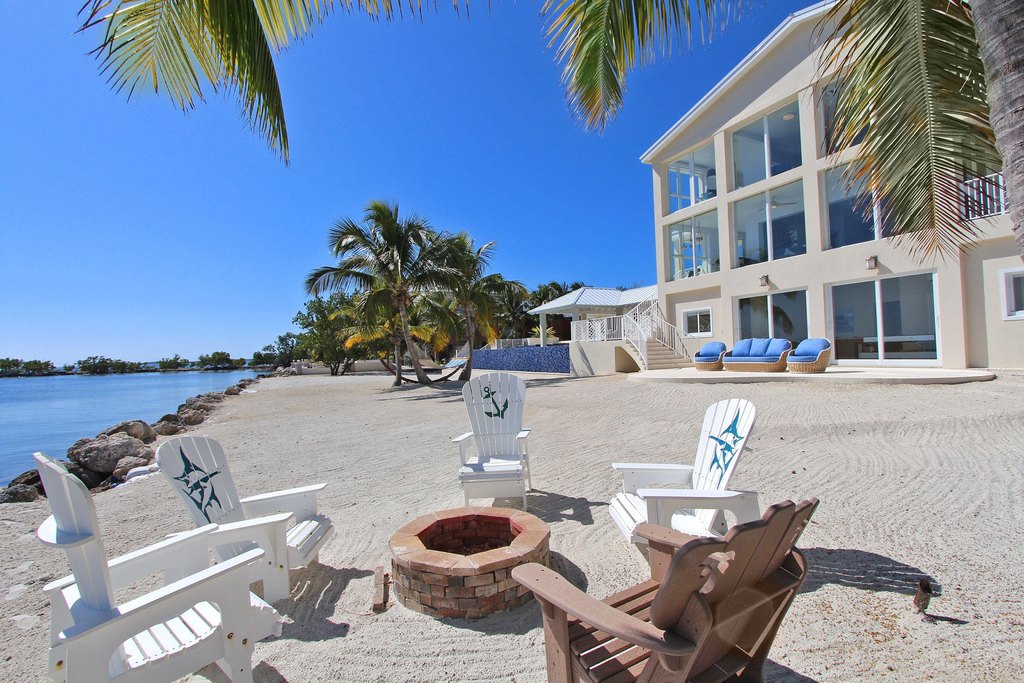 Key Largo, Florida, 33037, United States, 4 Bedrooms Bedrooms, ,3.5 BathroomsBathrooms,Residential,Forsale,1944347