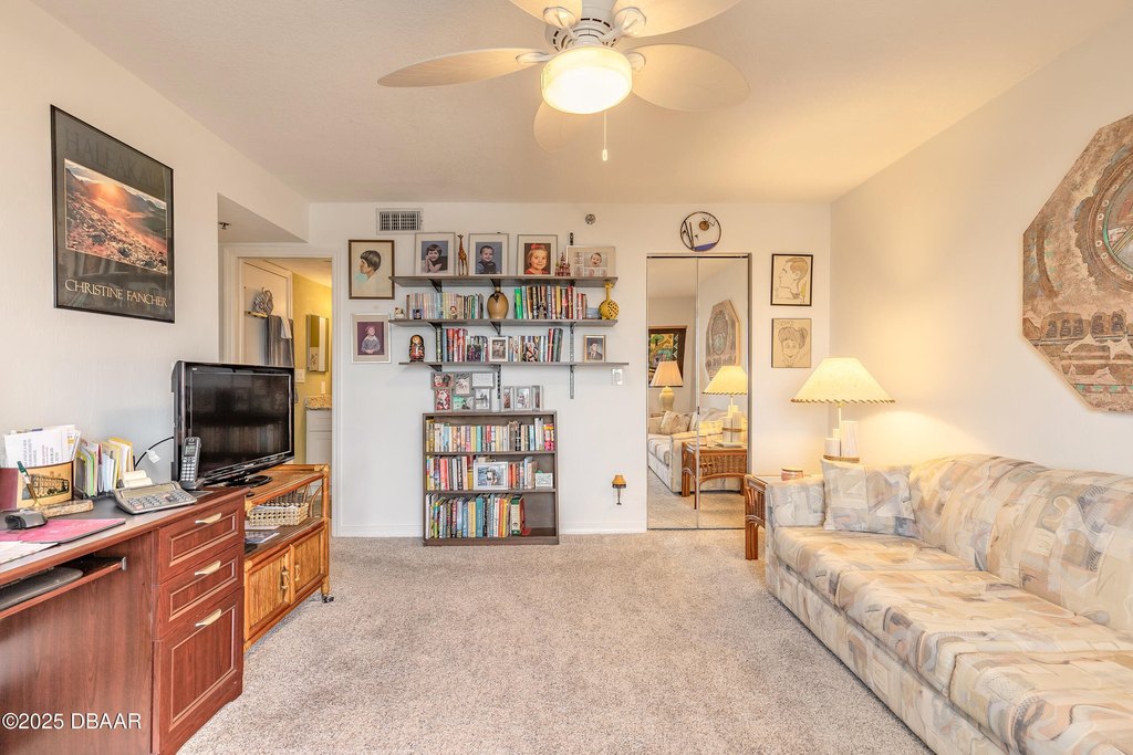 Daytona Beach, Florida, 32118, United States, 2 Bedrooms Bedrooms, ,2 BathroomsBathrooms,Residential,Forsale,1919153