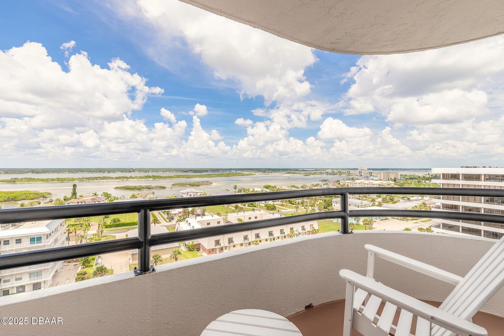 Daytona Beach, Florida, 32118, United States, 2 Bedrooms Bedrooms, ,2 BathroomsBathrooms,Residential,Forsale,1919153