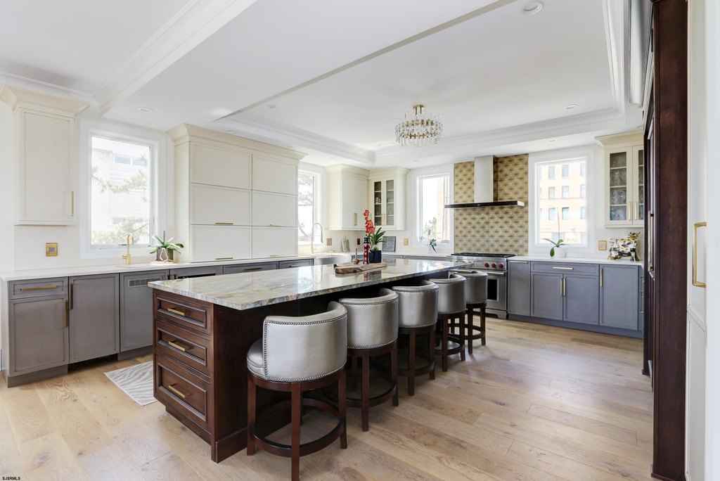 Ventnor, New Jersey, 08406, United States, 6 Bedrooms Bedrooms, ,6.5 BathroomsBathrooms,Residential,Forsale,1946142