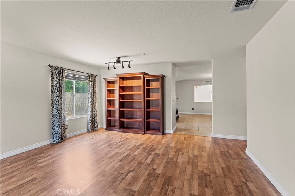 Highland, California, 92346, United States, 4 Bedrooms Bedrooms, ,2.5 BathroomsBathrooms,Residential,Forsale,1941473